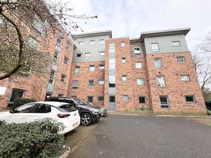 Photo 19- click for photo gallery